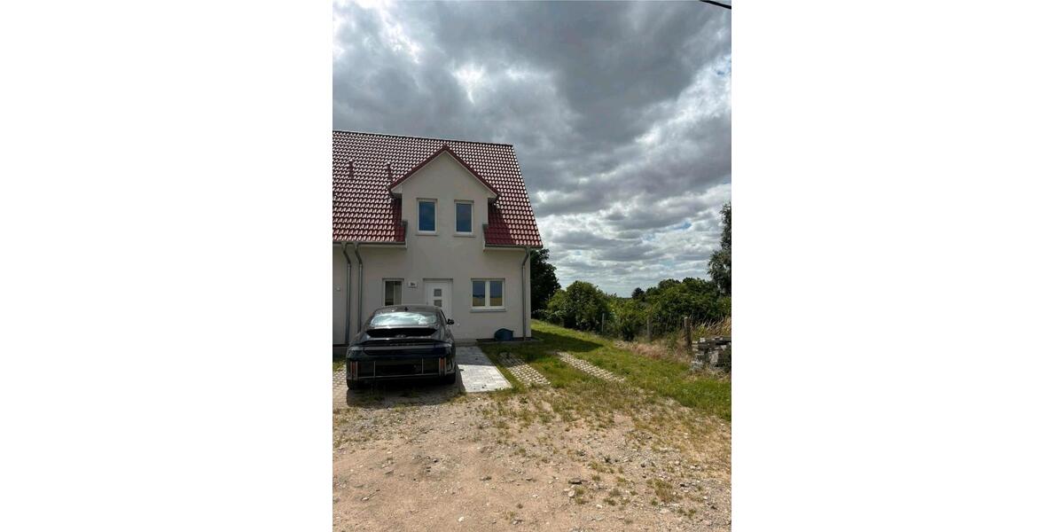 Etagenwohnung Laage - 5 Zimmer, 145 m&sup2;, 1.350&euro; | Angebot:25047904