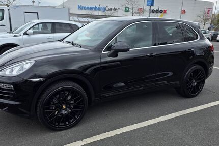 Porsche Cayenne 207.000 km 18.499 &euro; Essen 45219