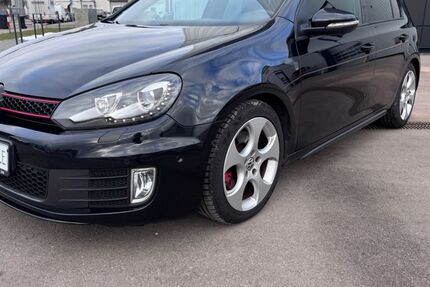 VW Golf 211.000 km 7.300 &euro; neu-ulm 89231