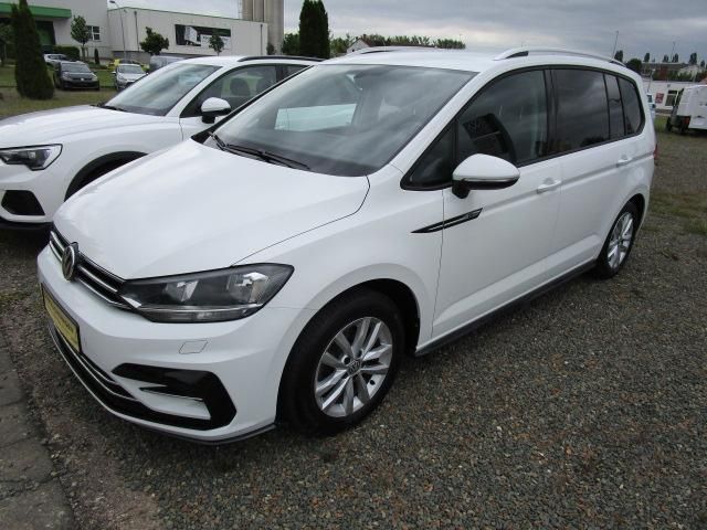 VW Touran 46.518 km 17.950 &euro; Buttstädt 99628