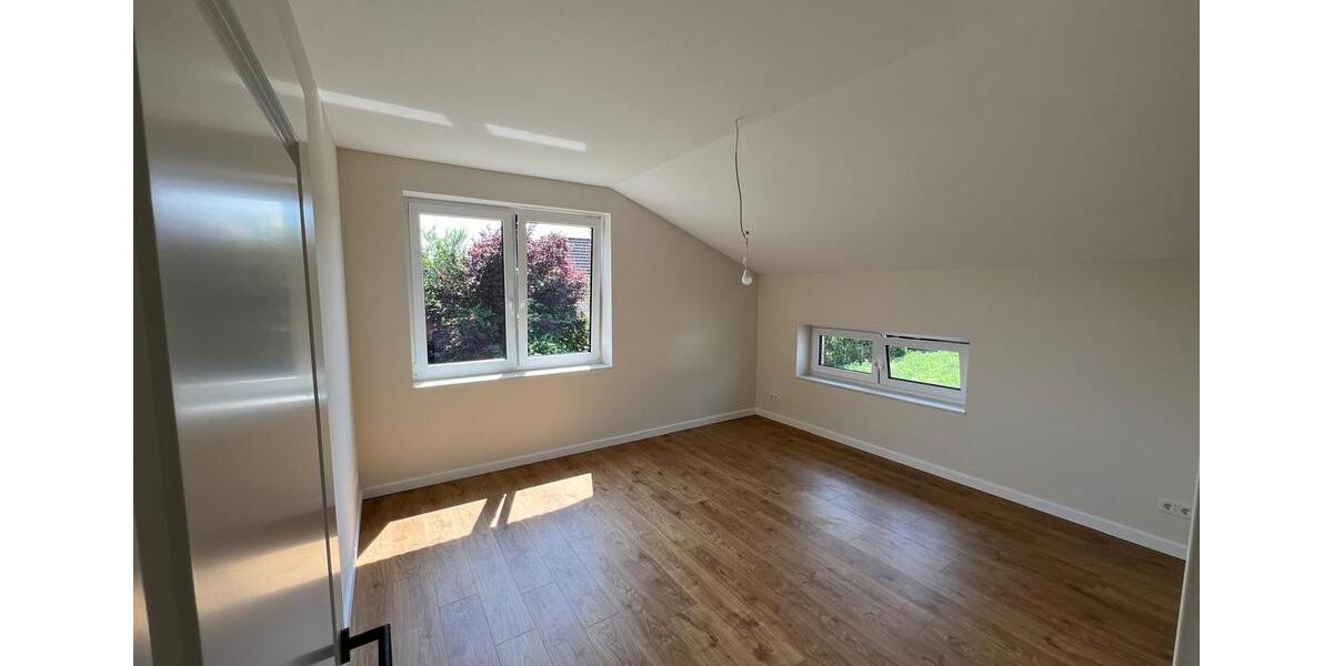 Doppelhaushälfte Bremervörde - 4 Zimmer, 140 m&sup2;, 1.600&euro; | Angebot:25236575