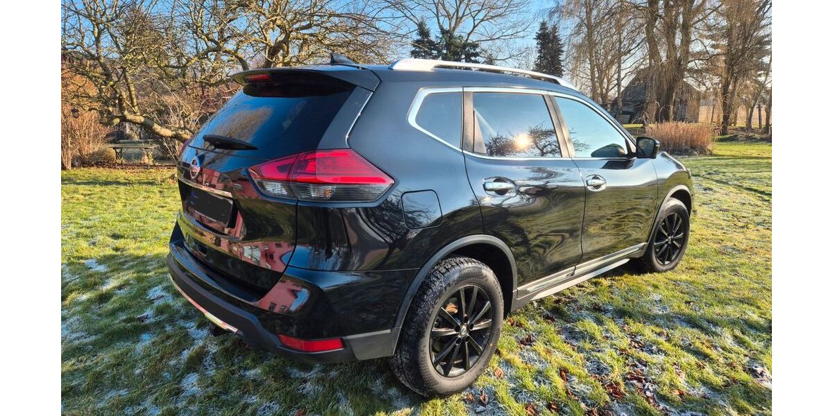 Nissan X-Trail 210.500 km 13.100 &euro; Börgerende-Rethwisch 18211