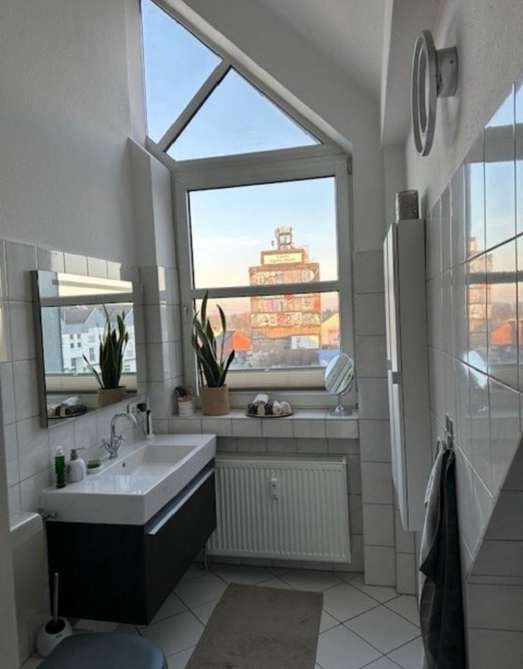Großzügige 3,5-Zimmer-Wohnung mit Ausbaureserve zur Maisonette