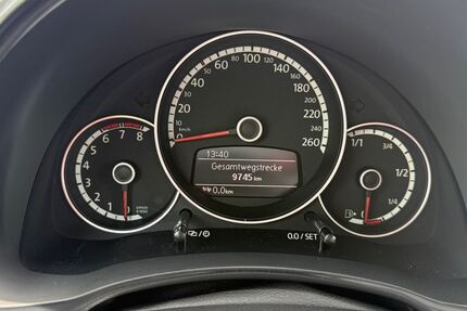 VW Beetle 9.745 km 19.750 &euro; Oberhausen 46049
