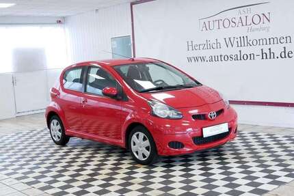 Toyota Aygo 33.397 km 7.499 &euro; Hamburg 22399