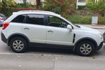 Opel Antara 154.000 km 6.100 € München 81541