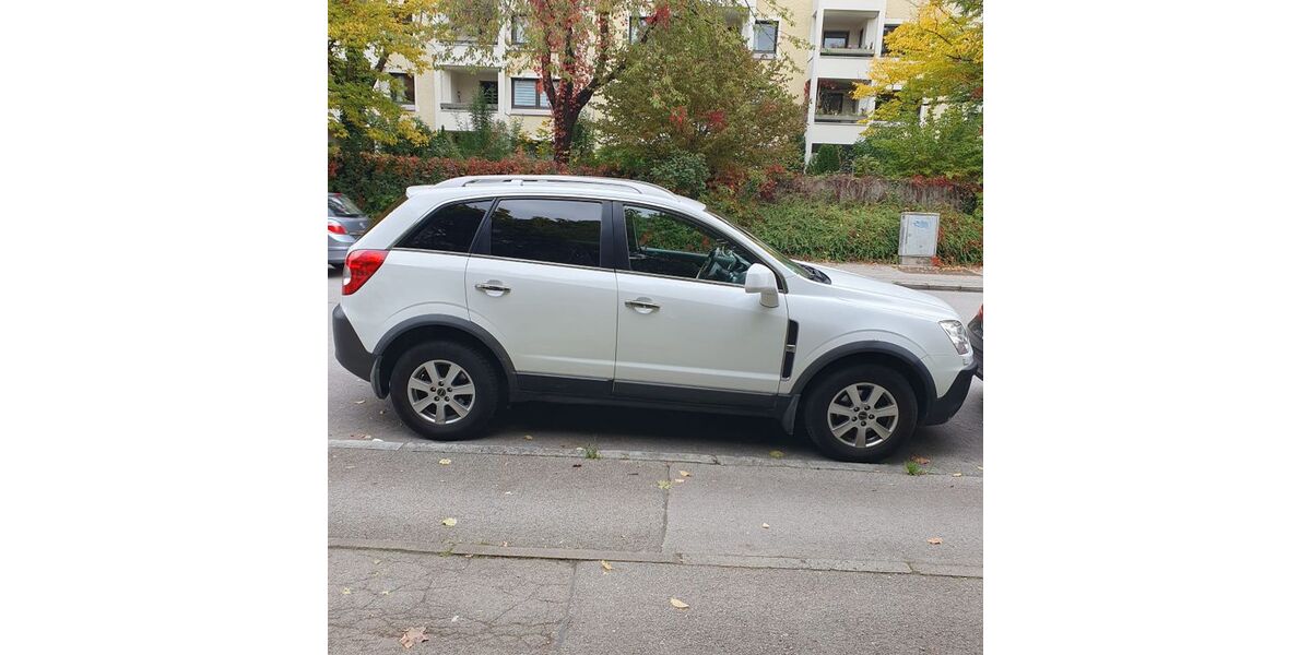 Opel Antara 154.000 km 6.100 € München 81541