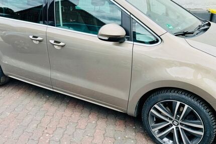 Seat Alhambra 138.000 km 19.000 &euro; Menden 58708