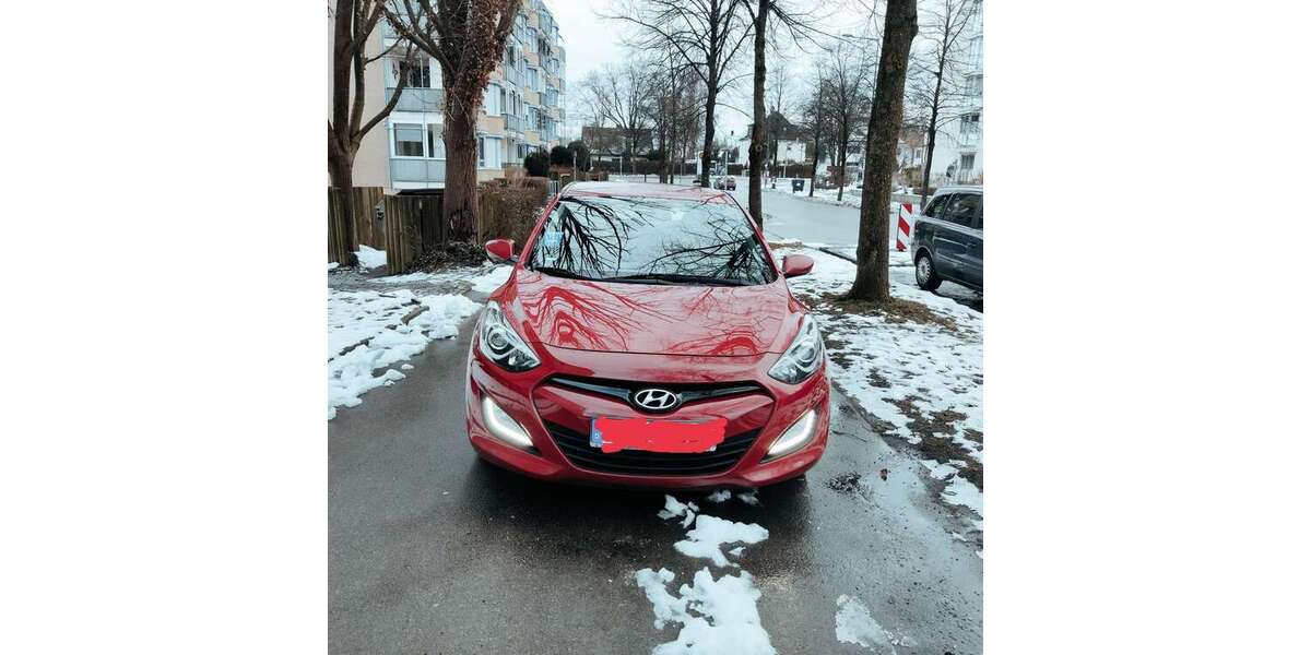 Hyundai i30 73.000 km 7.900 &euro; Stadtbergen 86391