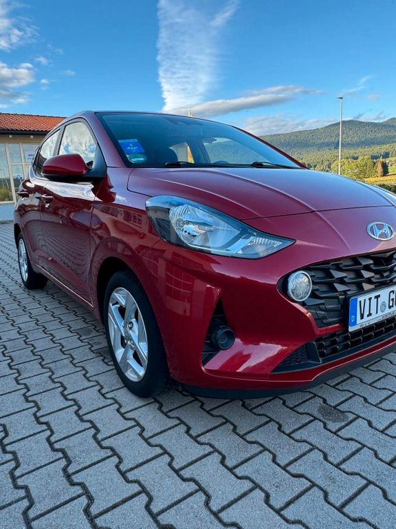 i10