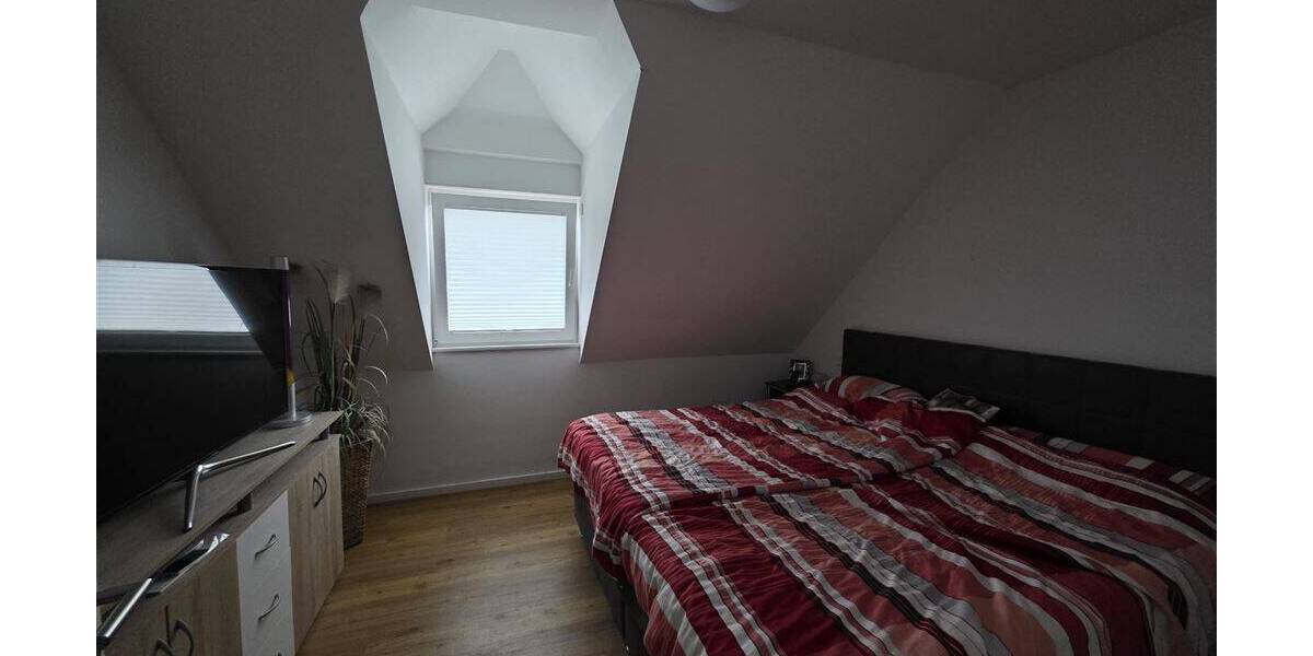 Etagenwohnung Rees - 3 Zimmer, 81 m&sup2;, 775&euro; | Angebot:26788107