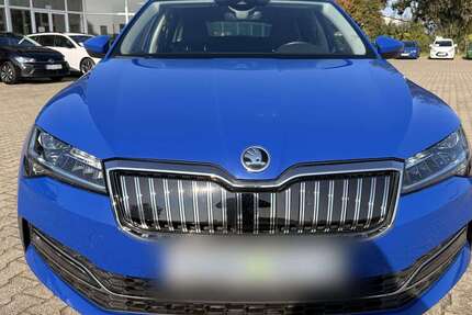 Skoda Superb 58.705 km 22.940 € Grünwald 82031