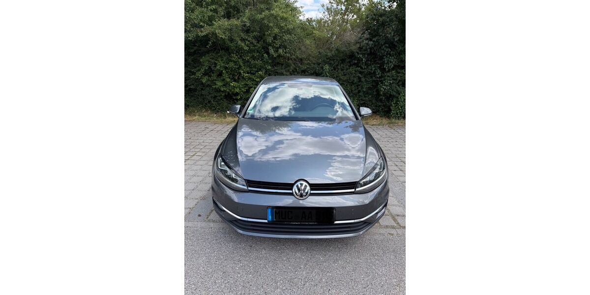 VW Golf 112.000 km 13.700 &euro; München 81829