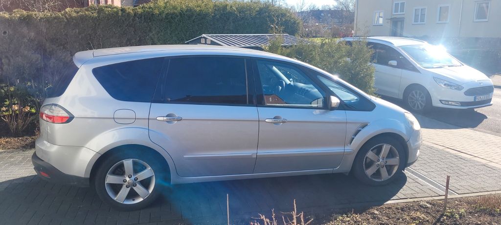 Ford S-Max 169.370 km 3.200 &euro; Hamm 59067