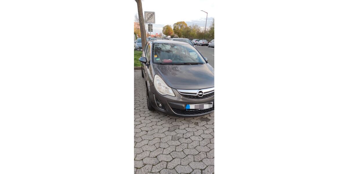 Opel Corsa 180.000 km 2.999 &euro; Fùrth 90763