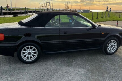 Audi 80 156.000 km 6.900 &euro; Bremerhaven 27576