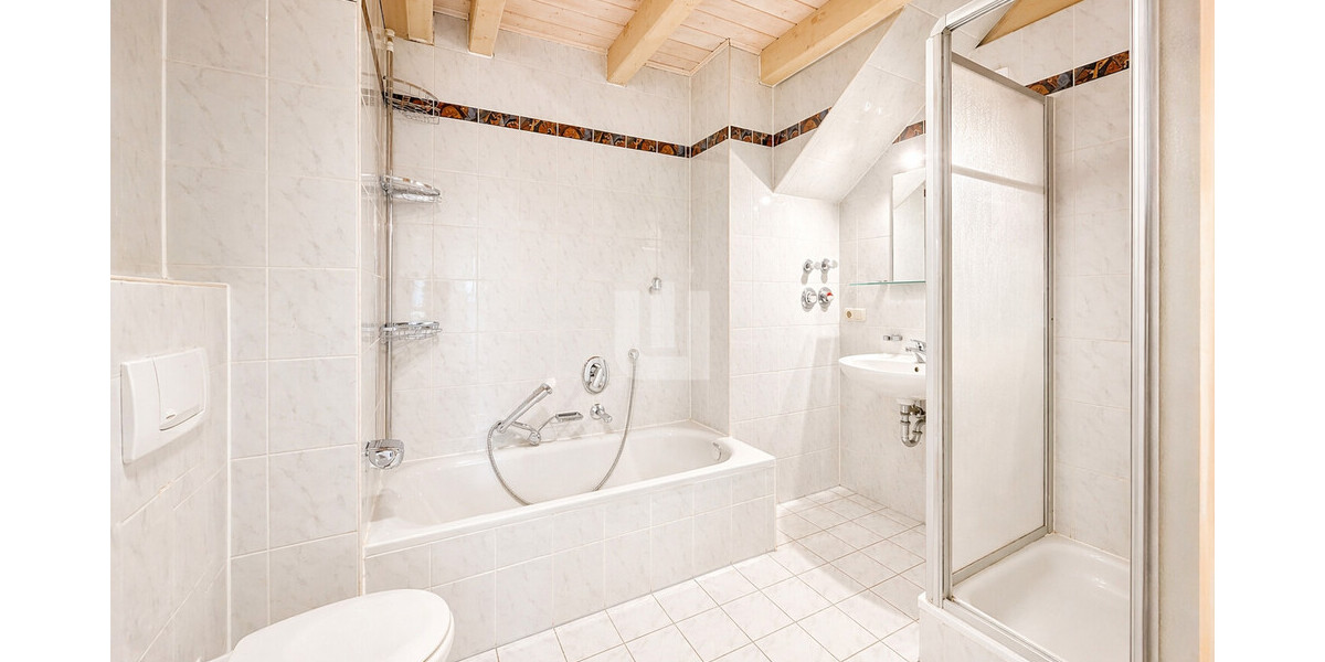 WINDISCH - Gemütliche 3-Zi.-Wohnung in ländlicher Idylle – perfekt für Singles oder Paare! - Dachgeschoßwohnung Egenhofen / Unterschweinbach Unterschweinbach | Angebot:26362991