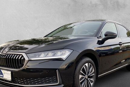 Skoda Superb 11.150 km 37.990 &euro; Berge 49626