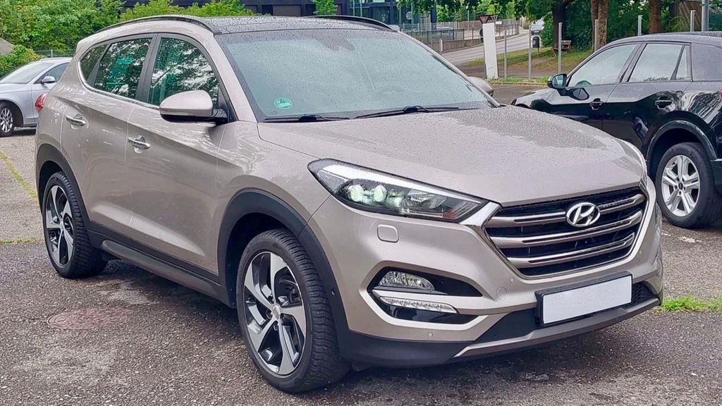 Hyundai TUCSON 95.000 km 17.800 &euro; Gundelfingen /Freiburg 79194