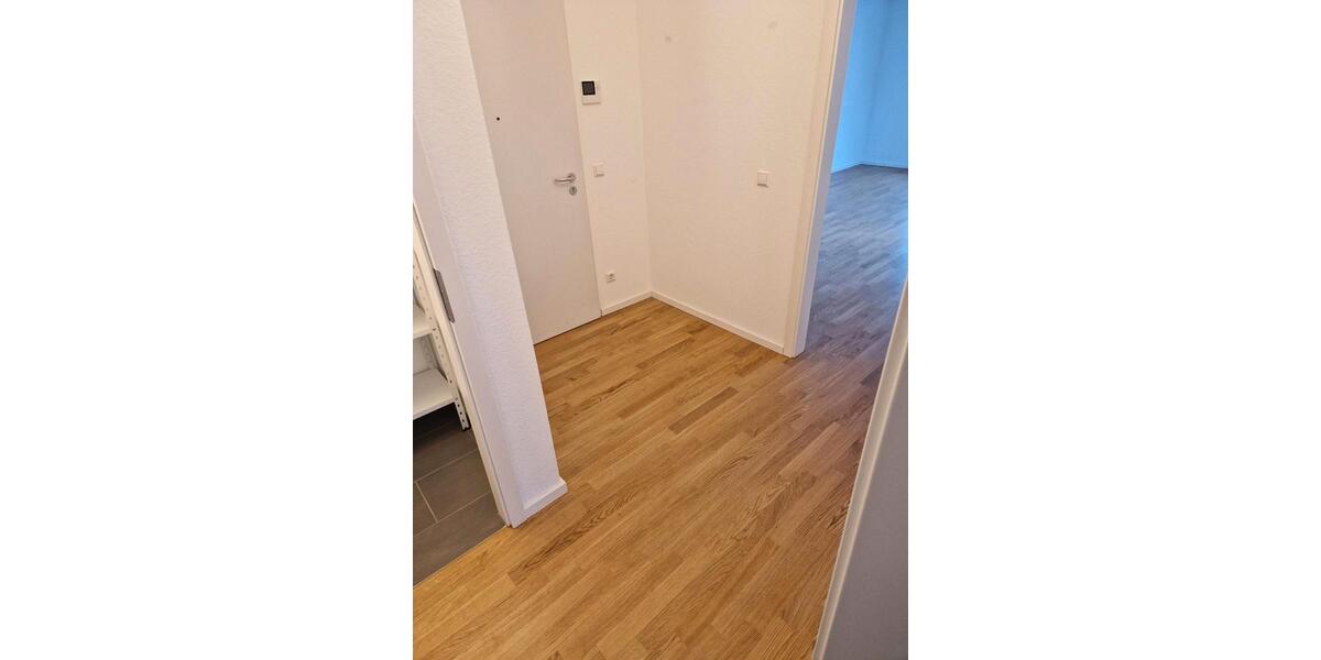 Etagenwohnung Freiburg im Breisgau Lehen - 2 Zimmer, 77 m&sup2;, 495.000&euro; | Angebot:26124324