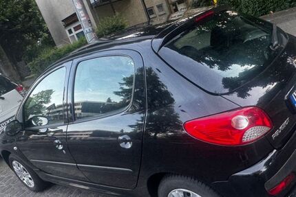 Peugeot 206 130.000 km 2.400 &euro; Düsseldorf 40627