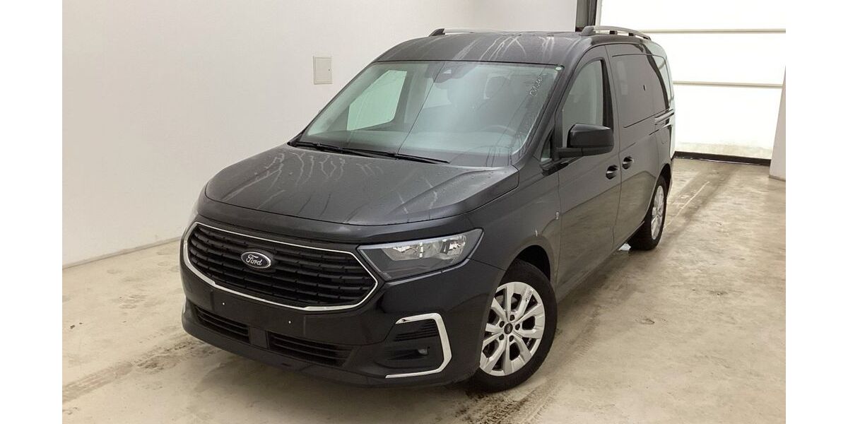 Ford Grand Tourneo 13.664 km 31.990 &euro; Marbach am Neckar 71672