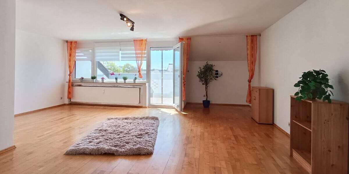Etagenwohnung Ulm-Gögglingen Gögglingen - 3 Zimmer, 90 m&sup2;, 295.000&euro; | Angebot:26453035