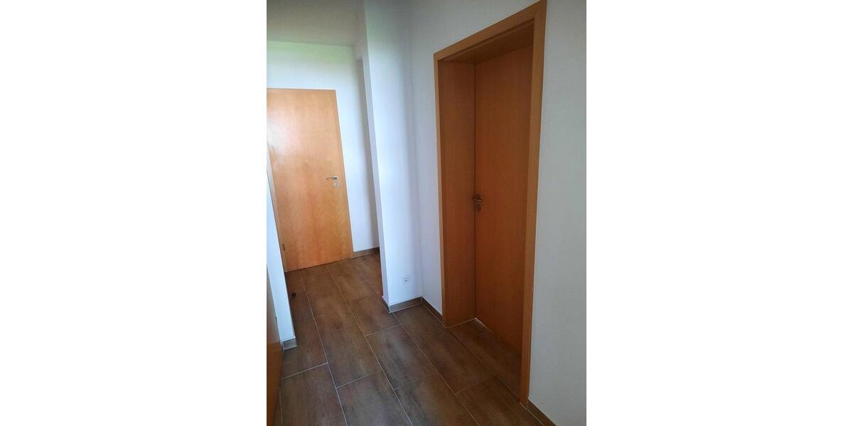 Hochparterre Hameln Kernstadt - 3 Zimmer, 70 m&sup2;, 108.000&euro; | Angebot:27004775