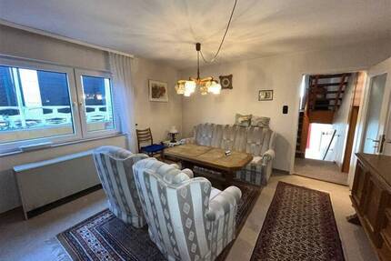 EUPORA® Immobilien: Wohnhaus mit Garten und Hof in Kriegsfeld.