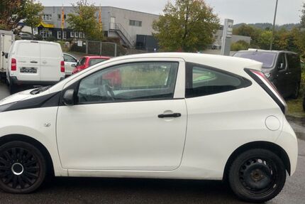 Toyota Aygo (X) 291.000 km 2.990 € Waldbröl 51545