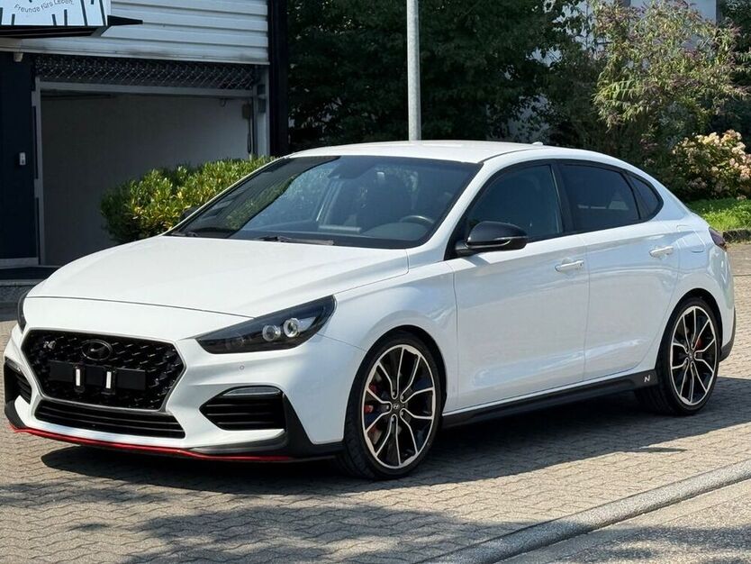 i30