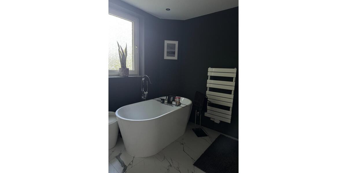 Charmantes Reihenmittelhaus mit 3,5 offenen Zimmern in Hannover 3.5 zimmer