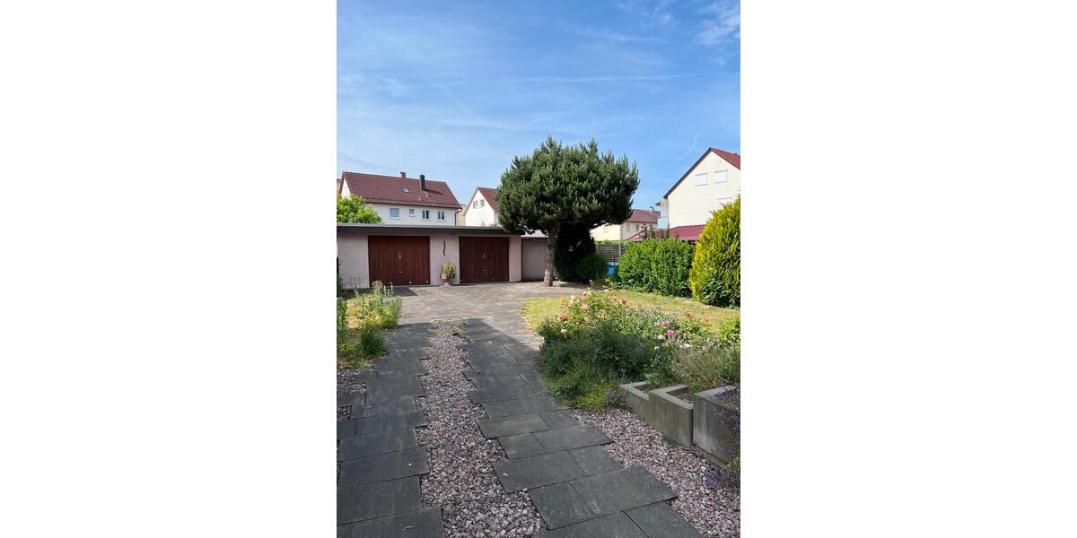 Doppelhaushälfte Göppingen Faurndau - 8 Zimmer, 151 m&sup2;, 389.000&euro; | Angebot:26914131
