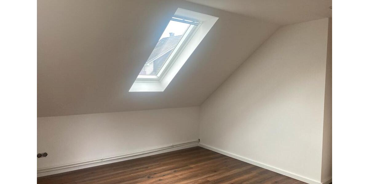 Einfamilienhaus Elmenhorst/Lichtenhagen Lichtenhagen - 4 Zimmer, 120 m&sup2;, 1.000&euro; | Angebot:25407941