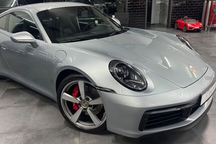 Porsche 992 26.000 km 114.999 &euro; Weiden 92637