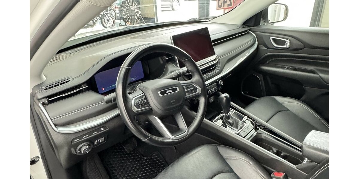 Jeep Compass S Plug-IN Hybrid 4WD 1.Hand Anhängerkplg 61.880 km 24.820 &euro; Lich 35423