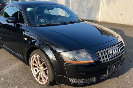 Audi TT 232.113 km 4.899 &euro; Henstedt-Ulzburg (bei Hamburg) 24558