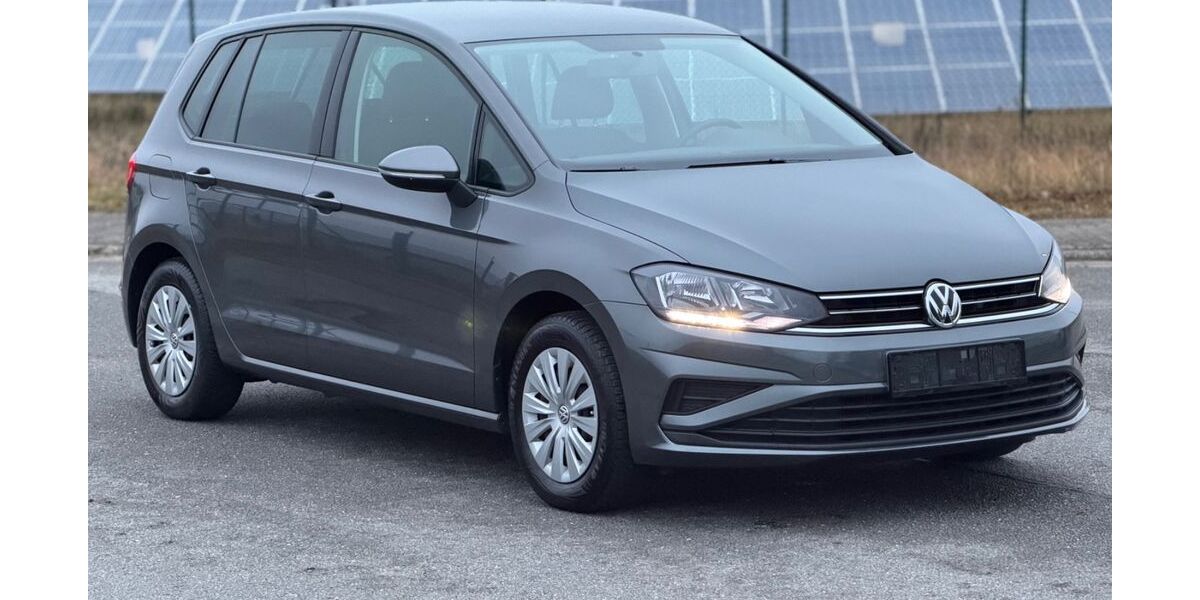 VW Golf Sportsvan 57.400 km 14.400 &euro; Burg Stargard 17094