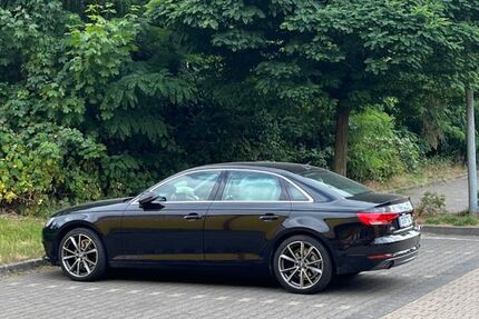 Audi A4 128.000 km 18.100 &euro; Düsseldorf 40591