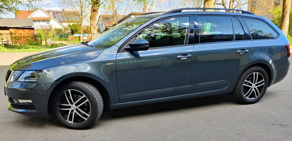 Skoda Octavia 76.500 km 15.600 &euro; Markdorf 88677