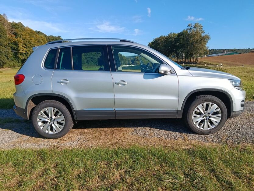 VW Tiguan 198.000 km 10.800 € Grebenau 36323