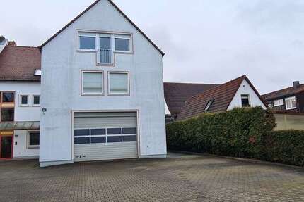 Haus zum Kaufen in Nürnberg 1.230.000 € 515 m²