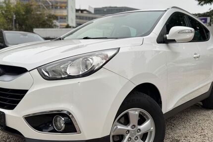 Hyundai ix35 110.000 km 7.950 € Köln 50674