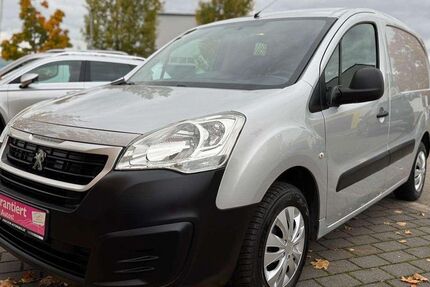 Peugeot Partner 221.270 km 5.900 € Essen 45327