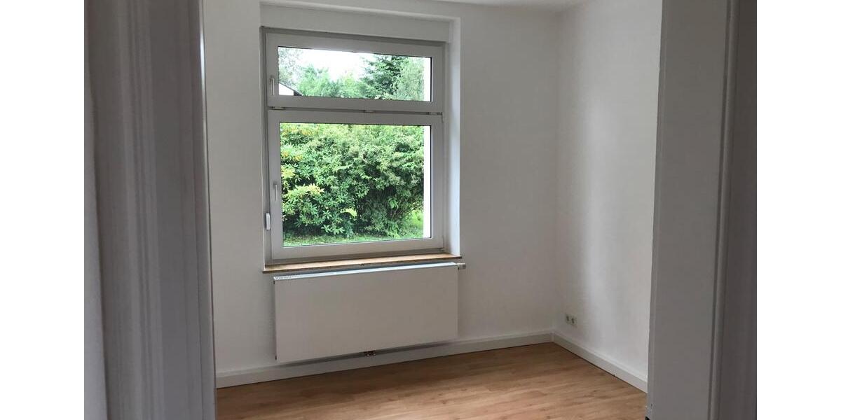Erdgeschoßwohnung Halver - 3.5 Zimmer, 86 m&sup2;, 615&euro; | Angebot:26135883