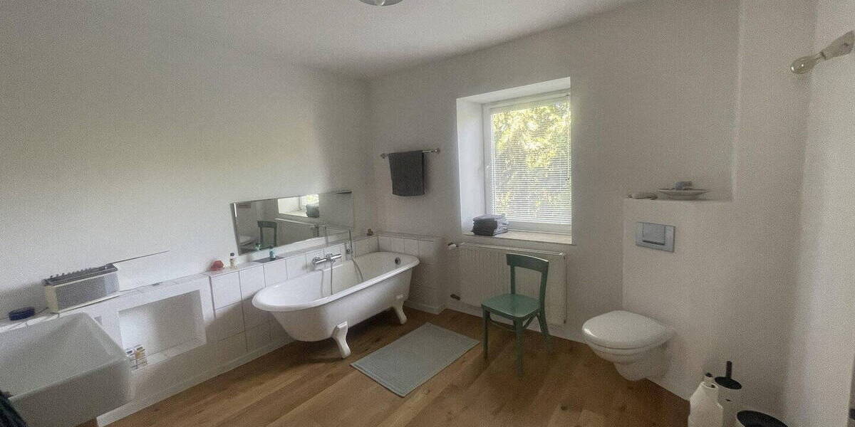 Einfamilienhaus Üxheim/Flesten Flesten - 4 Zimmer, 195 m&sup2;, 250.000&euro; | Angebot:26358798