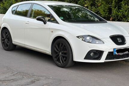 Seat Leon 149.000 km 4.750 &euro; Würzburg 97080