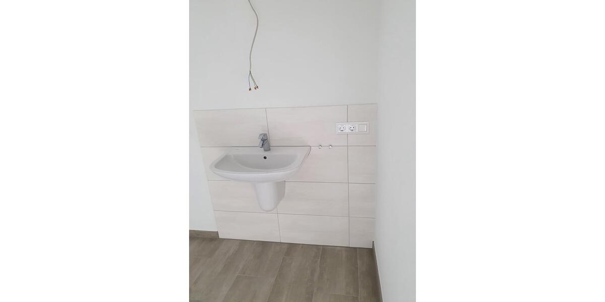 Etagenwohnung Steinbergkirche - 4 Zimmer, 90 m&sup2;, 522&euro; | Angebot:25442921