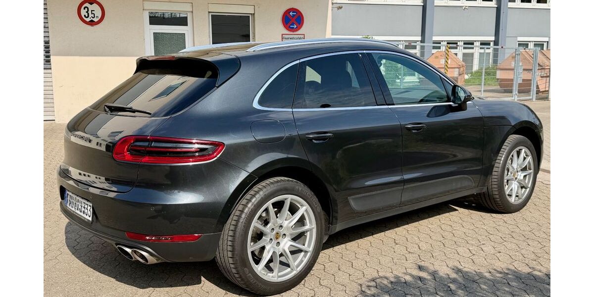 Porsche Macan 210.000 km 24.999 &euro; Erlangen 91052