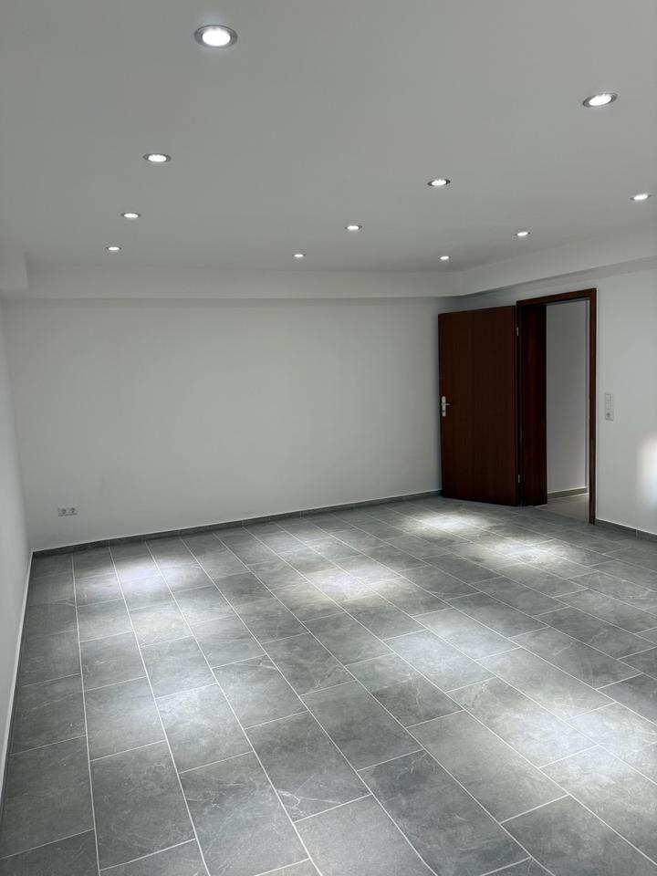 Frisch renovierte 2-Zimmer Wohnung in Weinheim-West zu vermieten zimmer